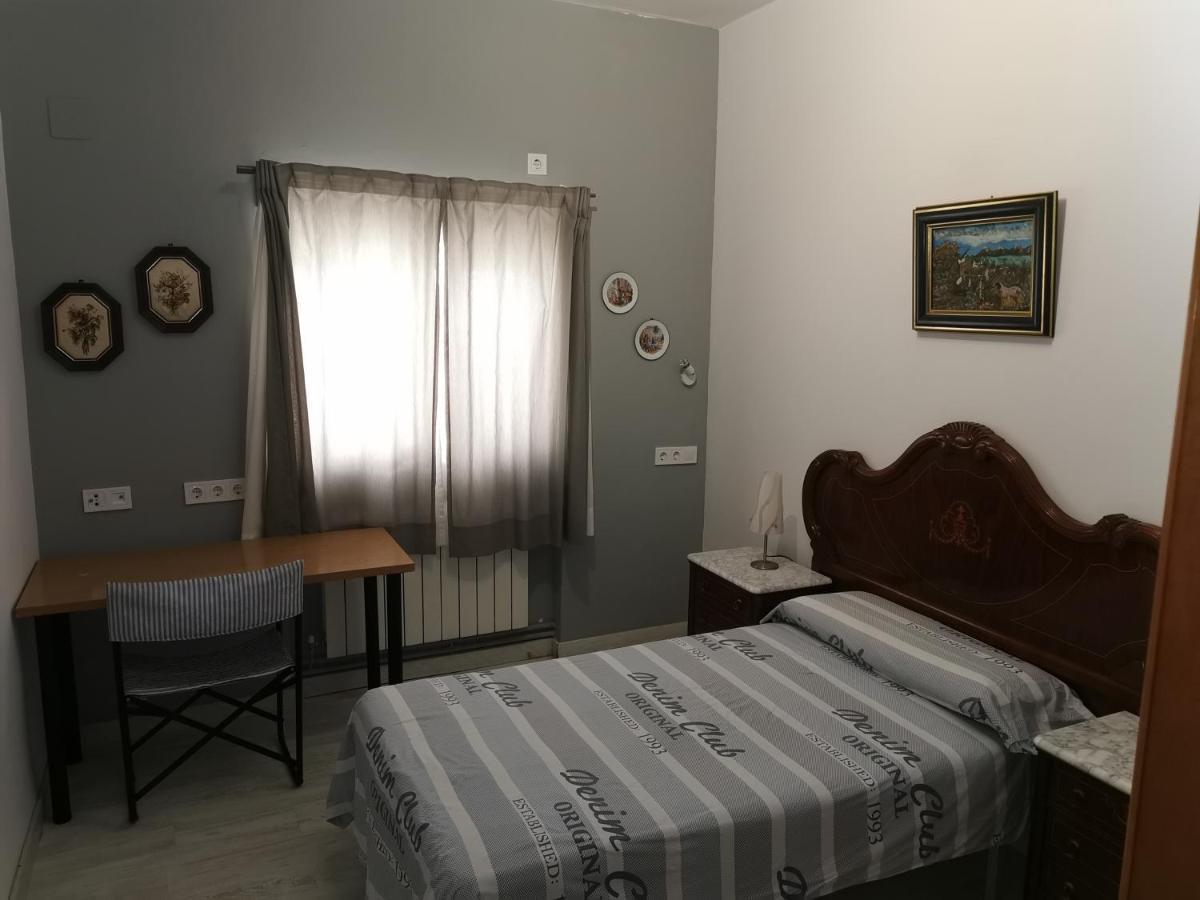Villa "Luna De Segovia" Leganés Exteriér fotografie